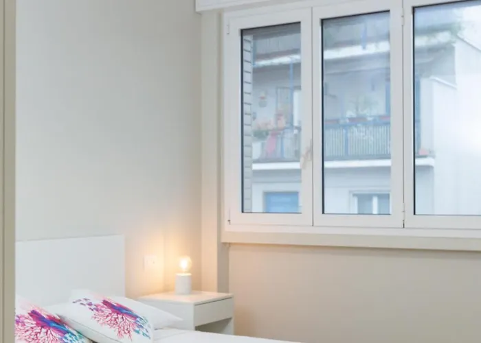 Dreams Exclusive s With Terrace - Free Parking - M1 Station - Near Center